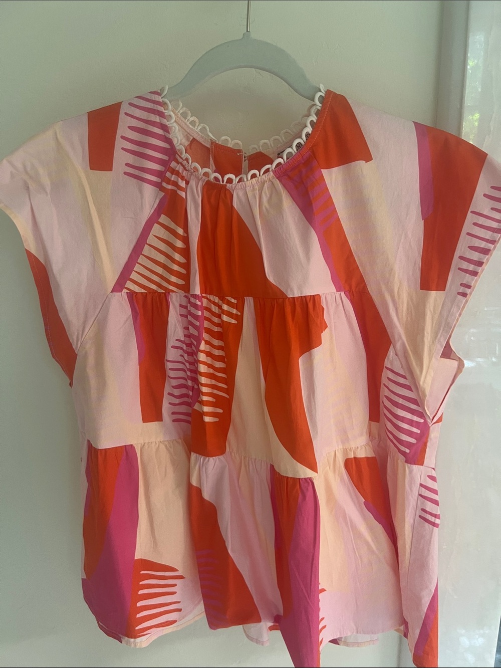 CROSBY by Mollie Burch Pink & Red Abstract Tiered Blouse